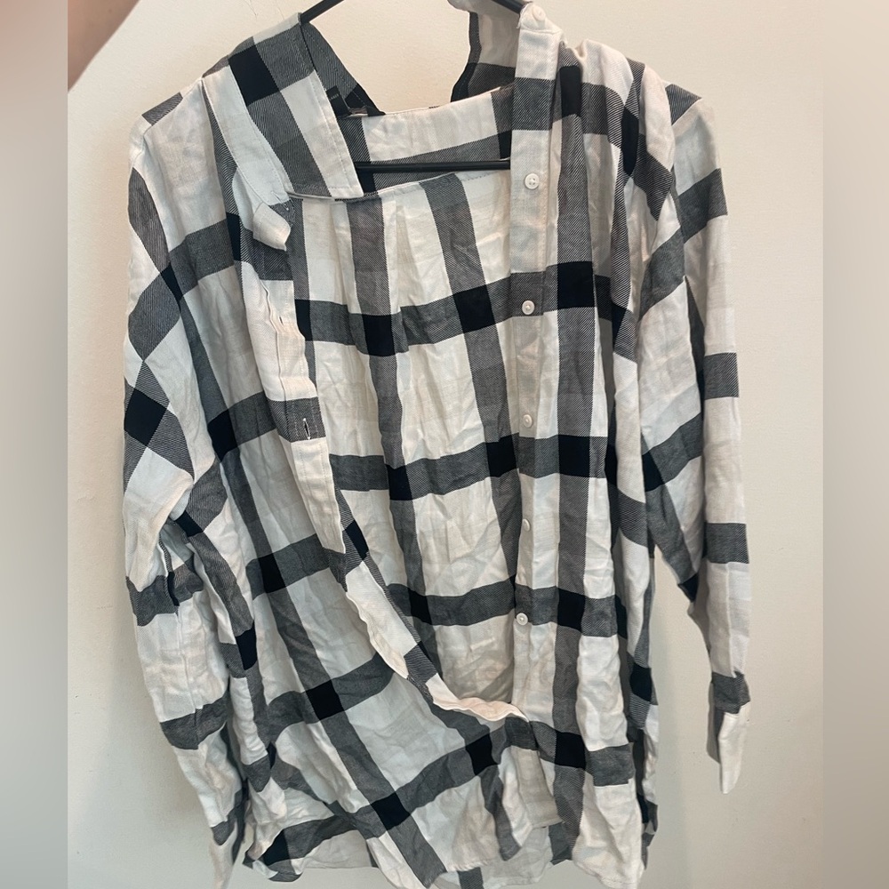 Banana republic plaid button up shirt, size M